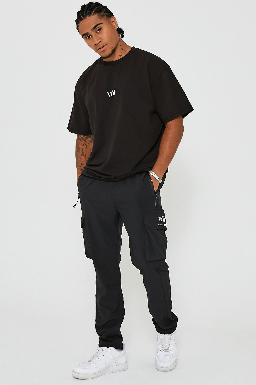 Baylis Tapered Cargo Woven Pants - Black